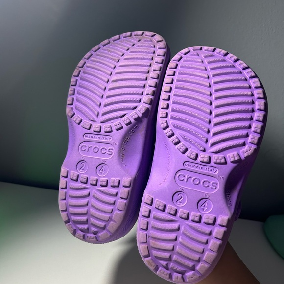 Crocs - Picture 2 of 5